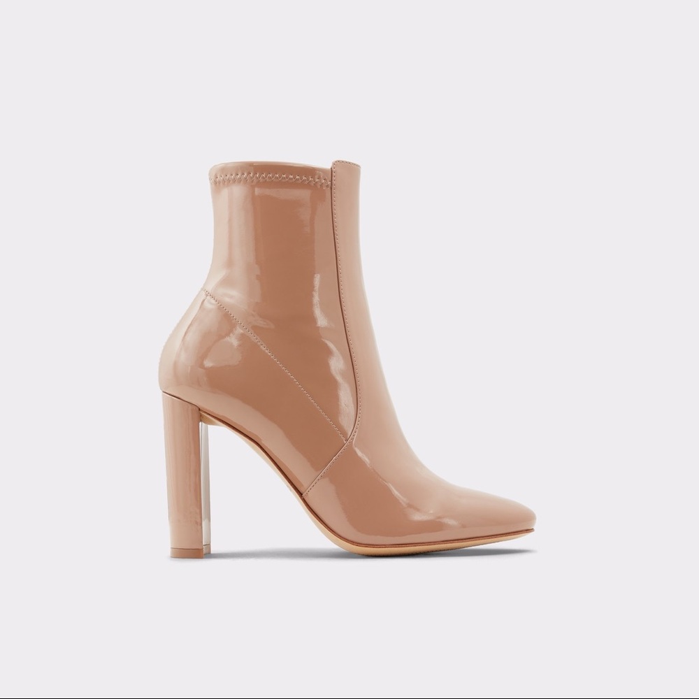 Aldo‎ Women
Footwear
Ankle Boots colors bone size 8